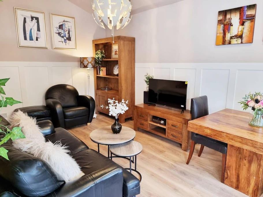 Charming Cottage Next To John Radcliffe Hospital With Free Parking Oxford Exteriér fotografie